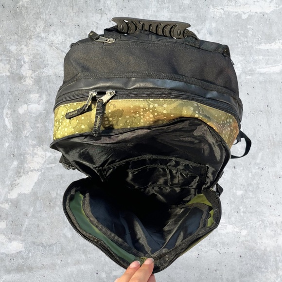 Green Camouflage Backpack Camo - Picture 12 of 16